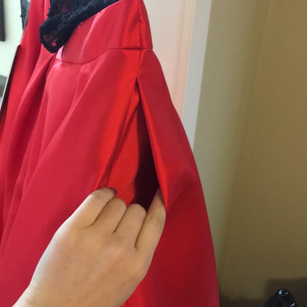 Prom dress - Picture 2 of 3